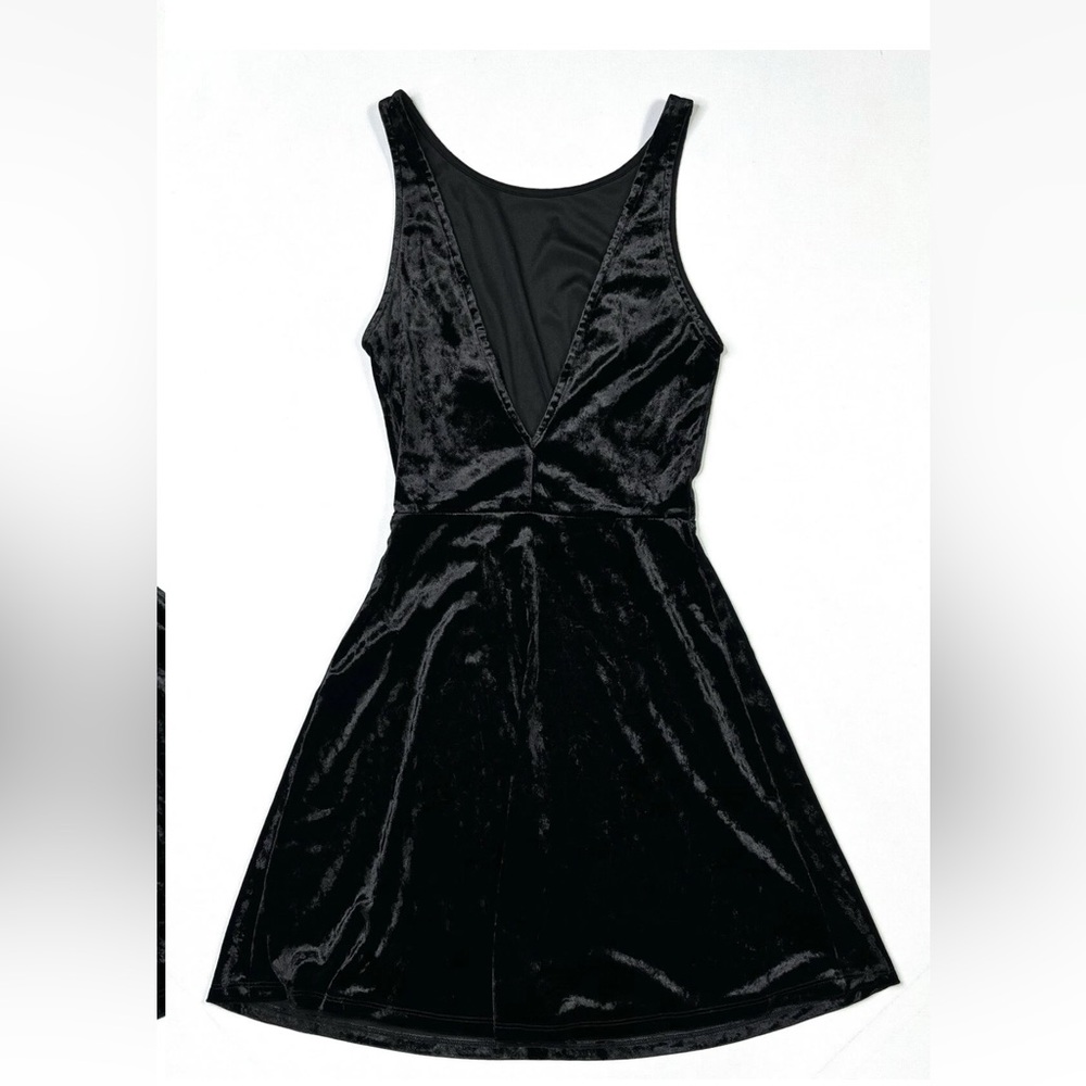 H&M Divided Dress Women’s 2 Black Velvet Deep Back A-Line Sleeveless Mini - Picture 3 of 10